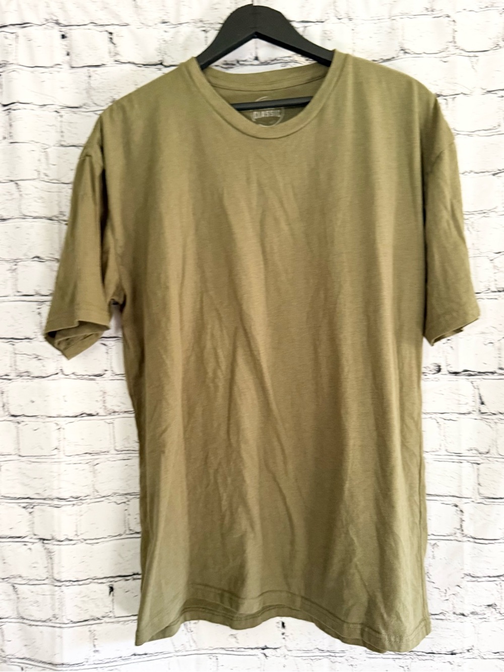 True classic. Green classic Tshirt. Size XL